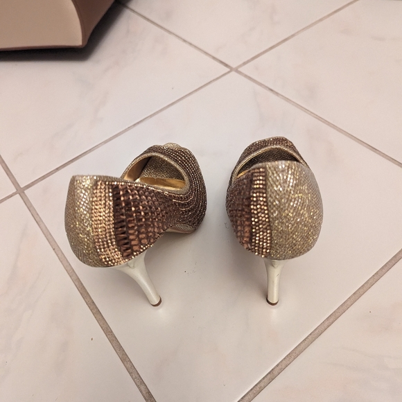 DAZONE Gold High-Heels - Picture 4 of 5